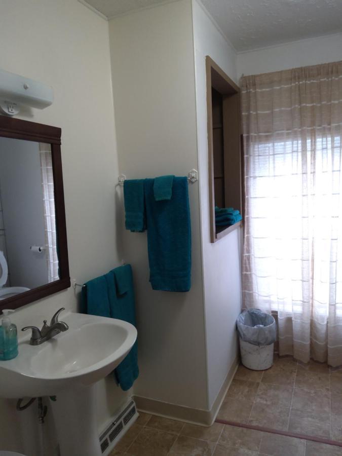 Rest Stop 6 Inn Clarendon Екстер'єр фото